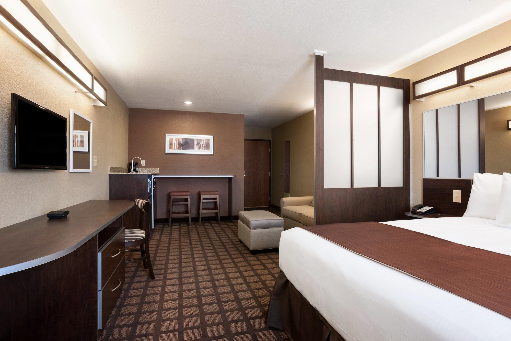 Microtel Inn & Suites By Wyndham Midland Buitenkant foto