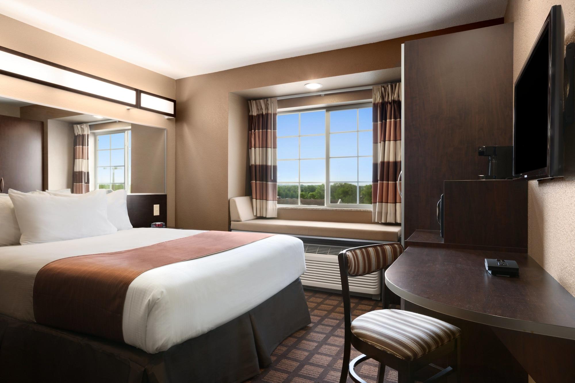 Microtel Inn & Suites By Wyndham Midland Buitenkant foto