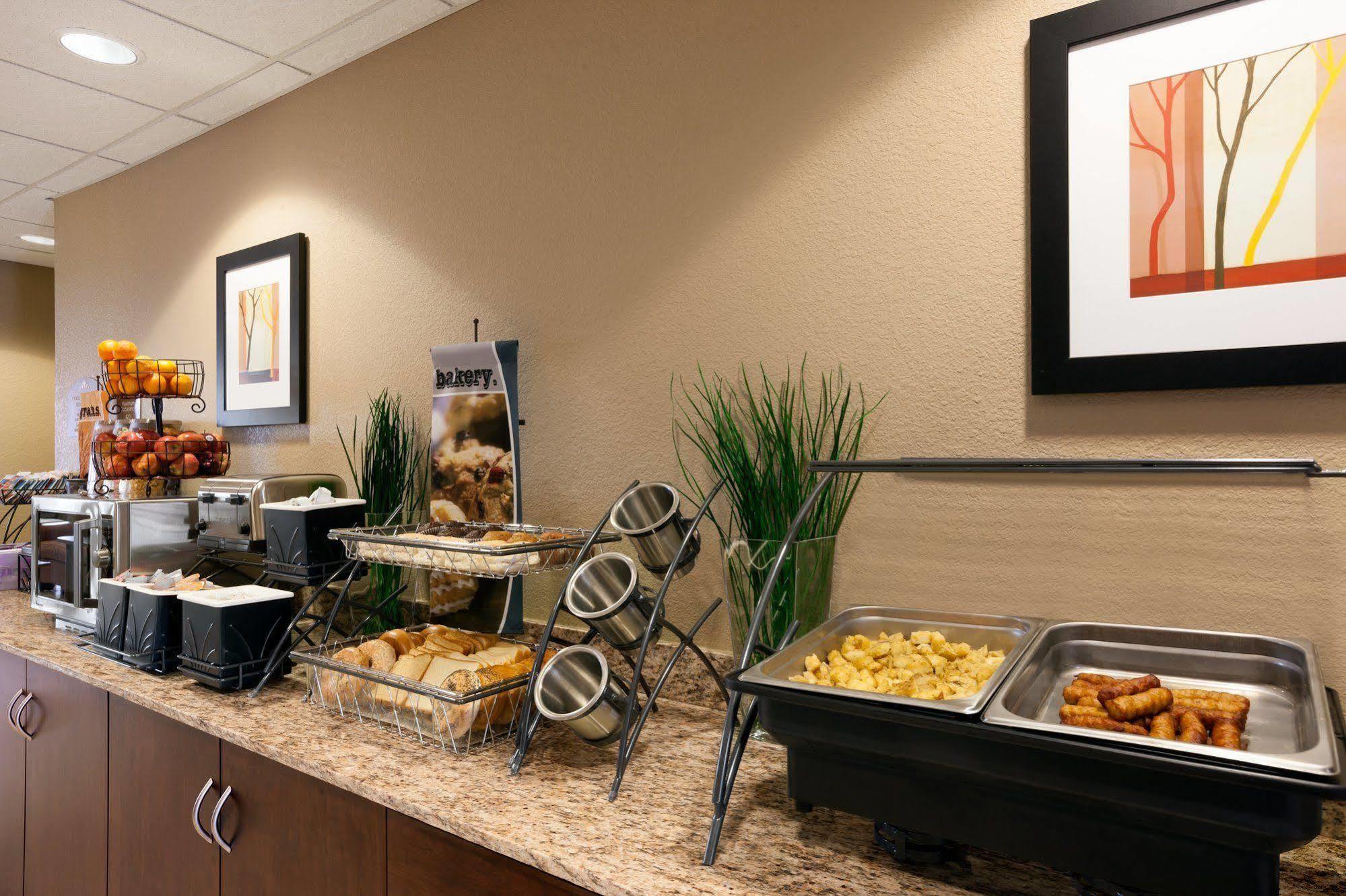 Microtel Inn & Suites By Wyndham Midland Buitenkant foto